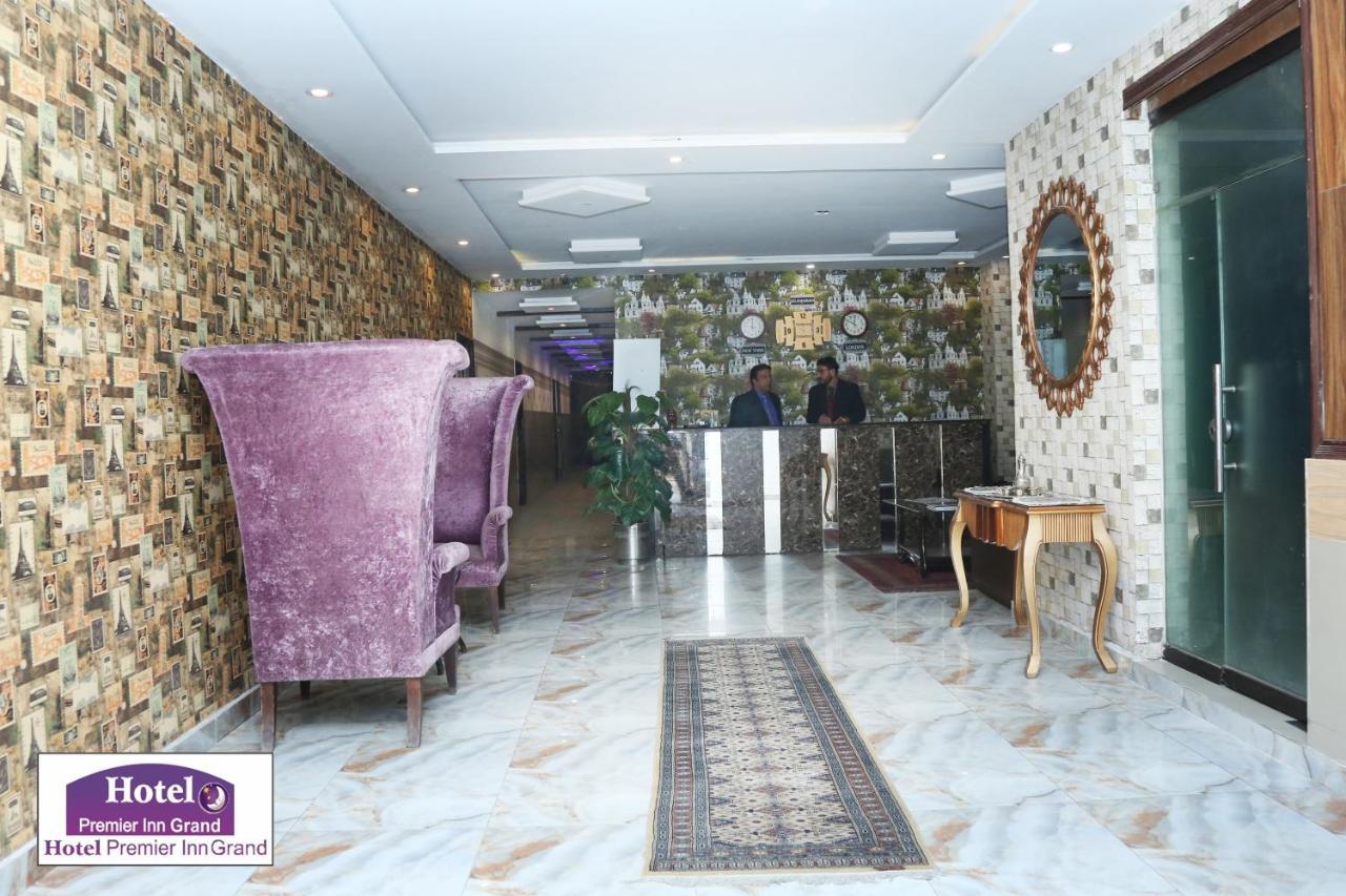 Premier Inn Johar Town Lahore Exteriör bild