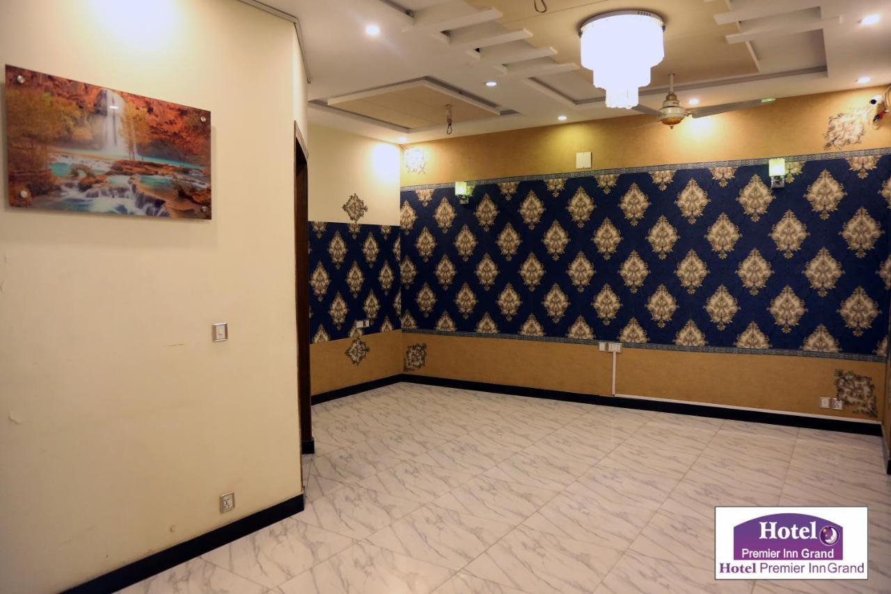 Premier Inn Johar Town Lahore Exteriör bild